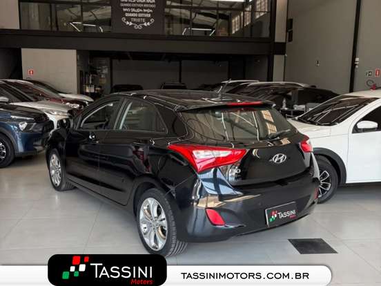HYUNDAI-I30-1.8 MPI 16V GASOLINA 4P AUTOMATICO HYUNDAI-I30-2014