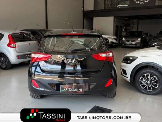 HYUNDAI-I30-2014