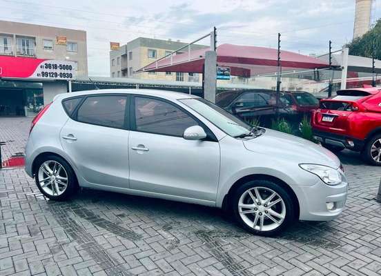 HYUNDAI-I30-2009