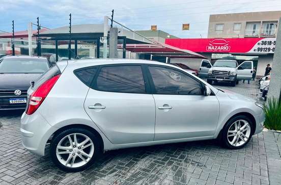 HYUNDAI-I30-2009