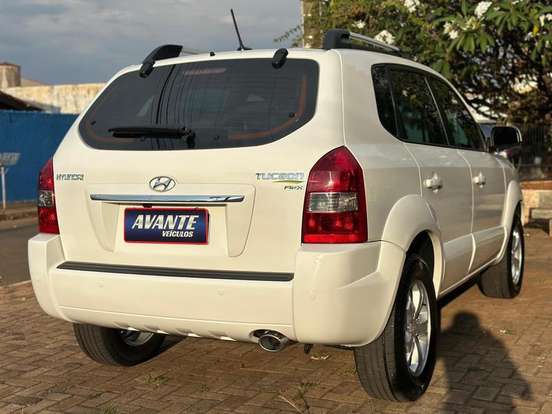 HYUNDAI-TUCSON-2.0 MPFI GLS 16V 143CV 2WD FLEX 4P AUTOMÁTICO HYUNDAI-TUCSON-2014