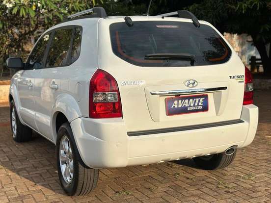HYUNDAI-TUCSON-2.0 MPFI GLS 16V 143CV 2WD FLEX 4P AUTOMÁTICO HYUNDAI-TUCSON-2014