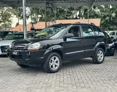 HYUNDAI TUCSON 2.0 MPFI GLS 16V 143CV 2WD FLEX 4P AUTOMÁTICO HYUNDAI TUCSON 2.0 MPFI GLS 16V 143CV 2WD FLEX 4P AUTOMÁTICO