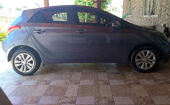 HYUNDAI-HB20-2016
