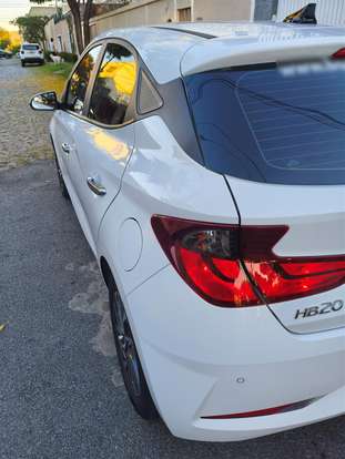 HYUNDAI-HB20-2021