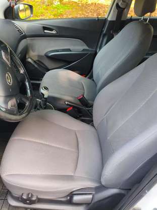 HYUNDAI-HB20S-1.6 PREMIUM 16V FLEX 4P MANUAL HYUNDAI-HB20S-2013
