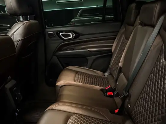 JEEP-COMMANDER-1.3 T270 TURBO FLEX OVERLAND AT6 JEEP-COMMANDER-2023