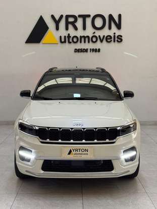 JEEP-COMMANDER-2024