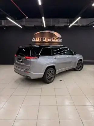 JEEP-COMMANDER-2024