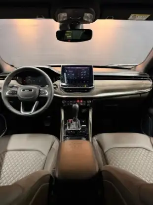 JEEP-COMMANDER-2024