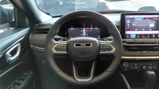 JEEP-COMMANDER-2022
