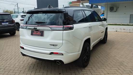 JEEP-COMMANDER-2025