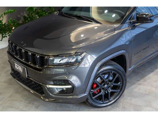 JEEP-COMMANDER-2025