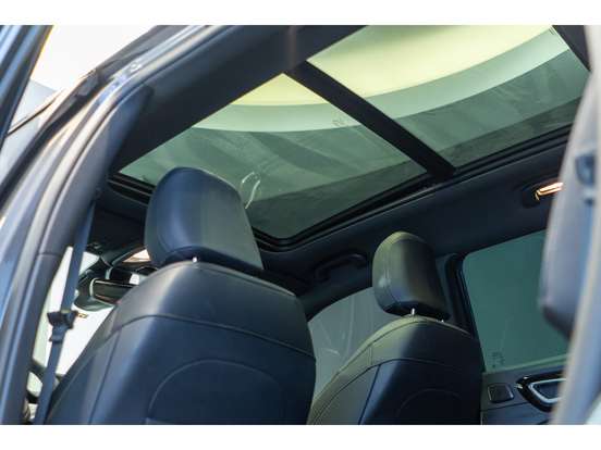 JEEP-COMMANDER-2.0 HURRICANE 4 TURBO GASOLINA BLACKHAWK AT9 JEEP-COMMANDER-2025