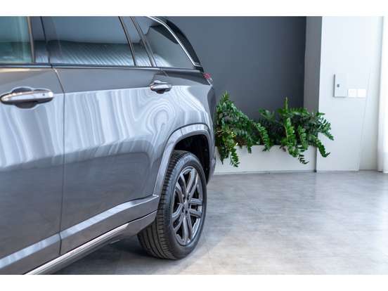 JEEP-COMMANDER-2.2 TURBO DIESEL OVERLAND AT9 JEEP-COMMANDER-2025