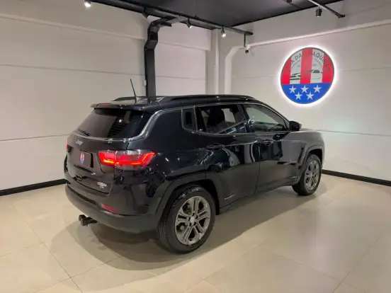 JEEP-COMPASS-2024
