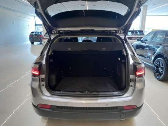 JEEP-COMPASS-2024