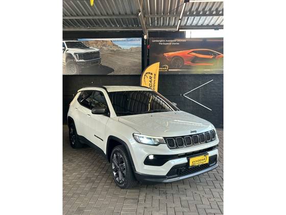 JEEP COMPASS 1.3 T270 TURBO FLEX LONGITUDE AT6