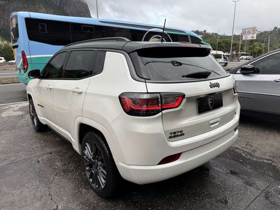 JEEP-COMPASS-2021