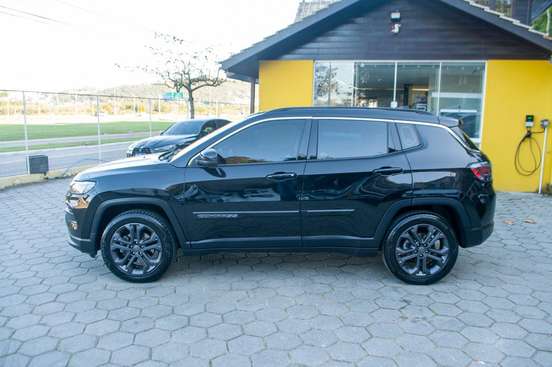 JEEP-COMPASS-2025