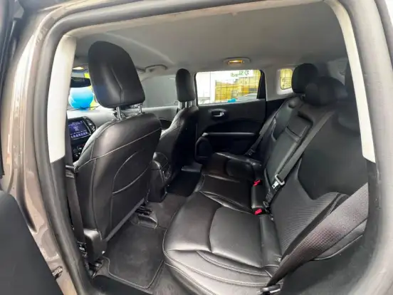 JEEP-COMPASS-2.0 16V DIESEL LIMITED 4X4 AUTOMÁTICO JEEP-COMPASS-2020