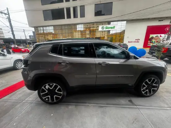 JEEP-COMPASS-2.0 16V DIESEL LIMITED 4X4 AUTOMÁTICO JEEP-COMPASS-2020