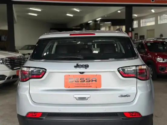 JEEP-COMPASS-2.0 16V FLEX LONGITUDE AUTOMÁTICO JEEP-COMPASS-2017
