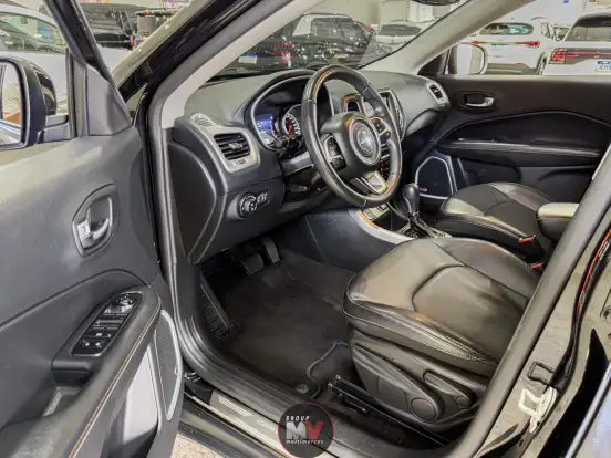 JEEP-COMPASS-2.0 16V FLEX LONGITUDE AUTOMÁTICO JEEP-COMPASS-2019