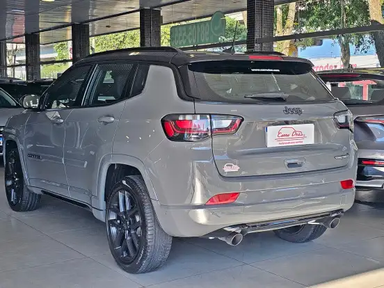 JEEP-COMPASS-2.0 HURRICANE 4 TURBO GASOLINA BLACKHAWK AT9 JEEP-COMPASS-2024