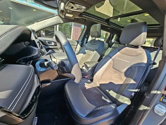 JEEP-COMPASS-2.0 HURRICANE 4 TURBO GASOLINA BLACKHAWK AT9 JEEP-COMPASS-2024