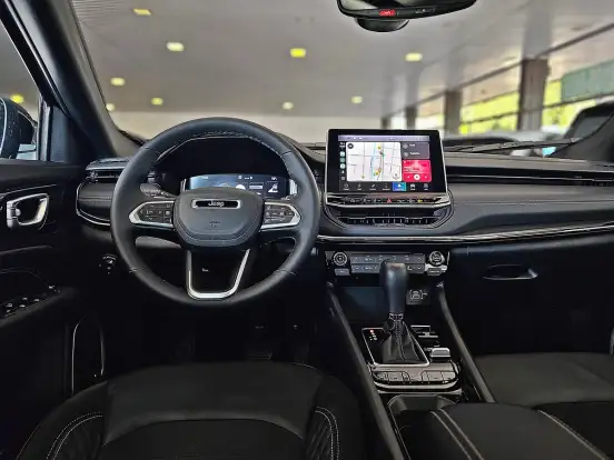 JEEP-COMPASS-2024