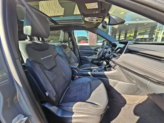JEEP-COMPASS-2.0 HURRICANE 4 TURBO GASOLINA BLACKHAWK AT9 JEEP-COMPASS-2024