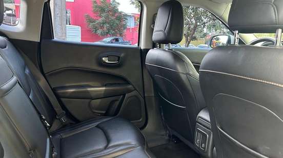 JEEP-COMPASS-2020