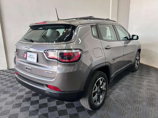 JEEP-COMPASS-2.0 16V DIESEL LONGITUDE 4X4 AUTOMÁTICO JEEP-COMPASS-2019
