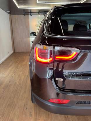 JEEP-COMPASS-2021