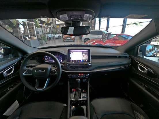 JEEP-COMPASS-2.0 HURRICANE 4 TURBO GASOLINA BLACKHAWK AT9 JEEP-COMPASS-2024