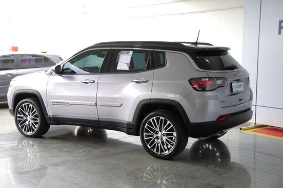 JEEP-COMPASS-2022