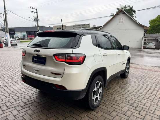 JEEP-COMPASS-2022