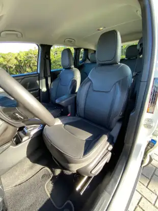JEEP-RENEGADE-2024