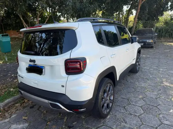 JEEP-RENEGADE-2023