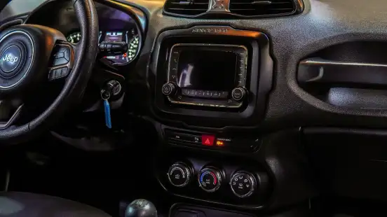 JEEP-RENEGADE-2017