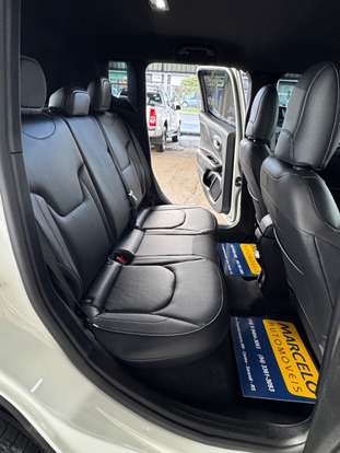 JEEP-RENEGADE-2023