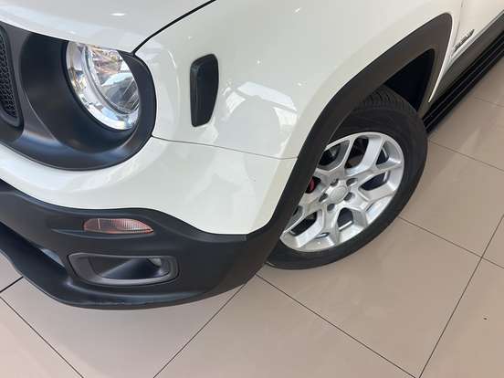 JEEP-RENEGADE-1.8 16V FLEX LONGITUDE 4P AUTOMÁTICO JEEP-RENEGADE-2016