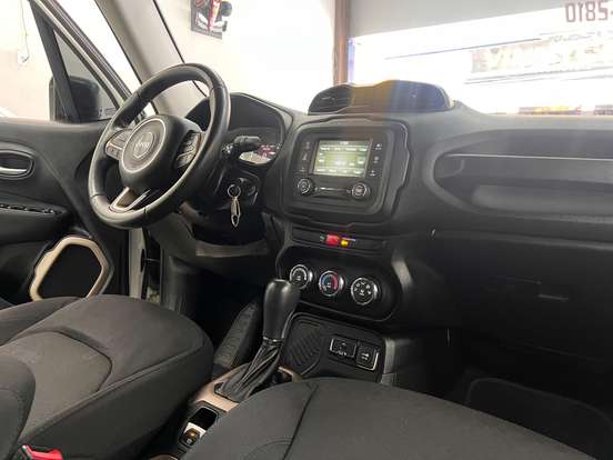 JEEP-RENEGADE-1.8 16V FLEX SPORT 4P AUTOMÁTICO JEEP-RENEGADE-2016