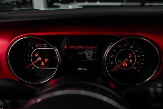 JEEP-WRANGLER-2021