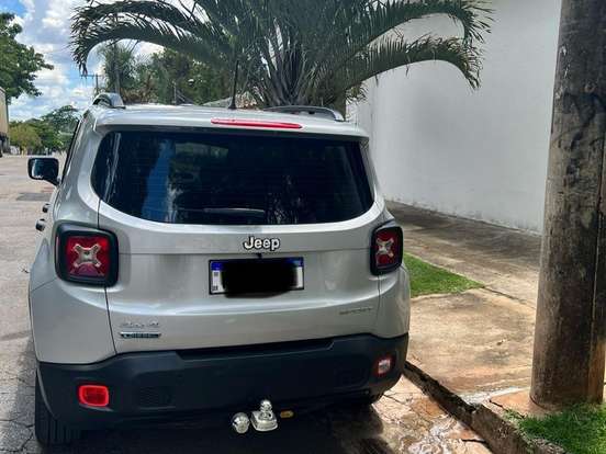 JEEP-RENEGADE-2.0 16V TURBO DIESEL SPORT 4P 4X4 AUTOMÁTICO JEEP-RENEGADE-2015
