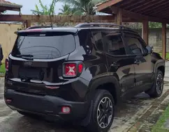 JEEP RENEGADE 2.0 16V TURBO DIESEL TRAILHAWK 4P 4X4 AUTOMÁTICO JEEP RENEGADE 2.0 16V TURBO DIESEL TRAILHAWK 4P 4X4 AUTOMÁTICO