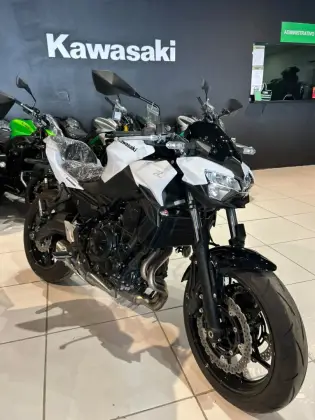 KAWASAKI Z650 ABS 