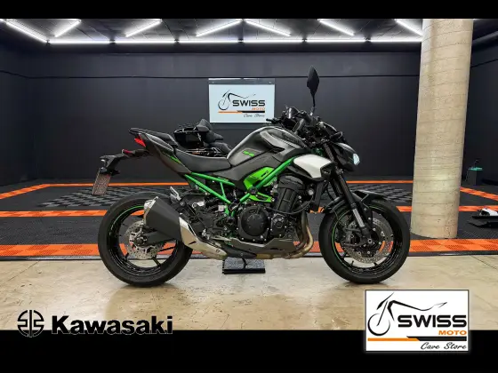 KAWASAKI Z900 