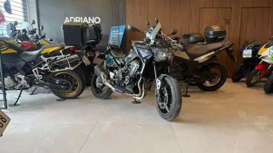 KAWASAKI-Z900-2022